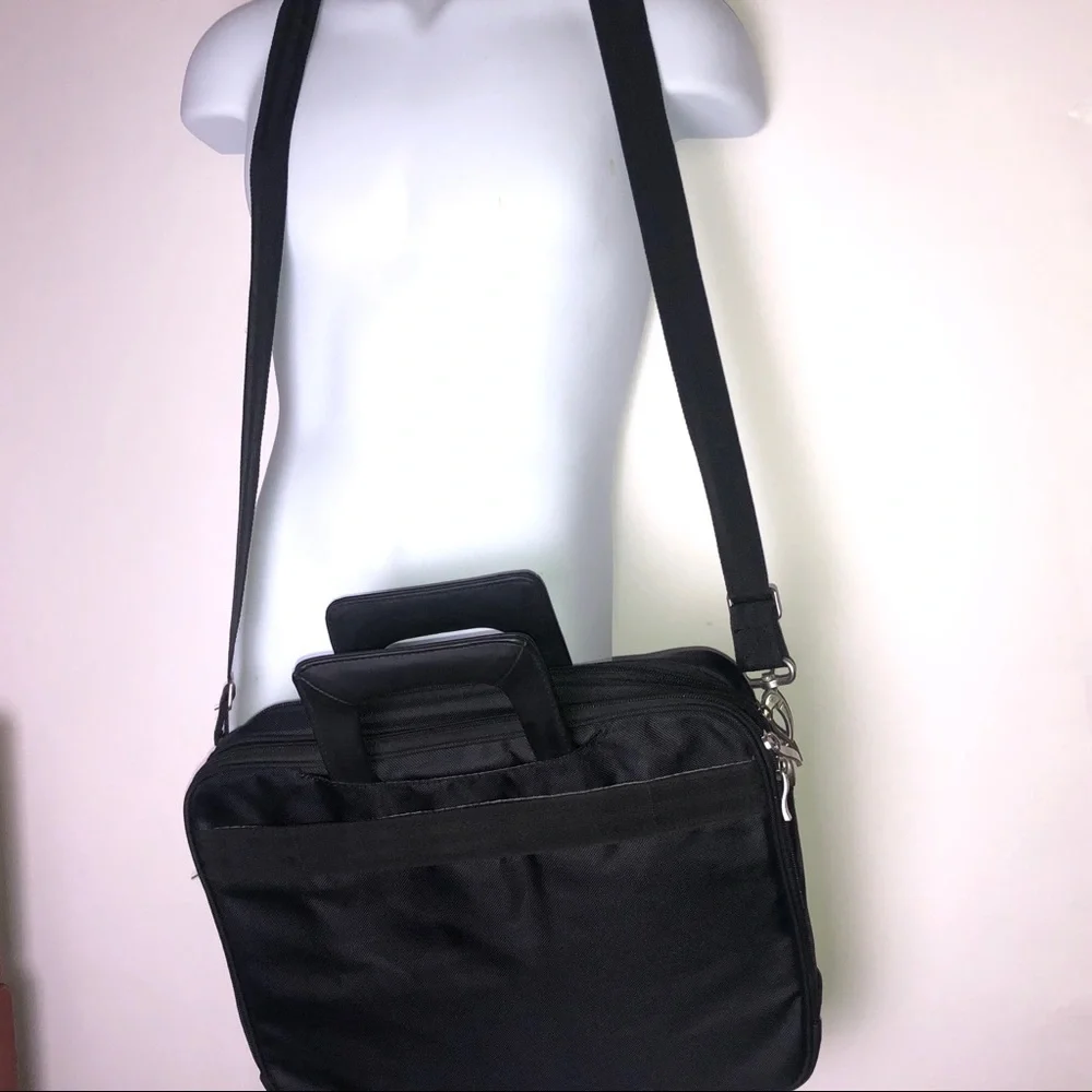 Dell Black Laptop Computer‎ Travel Bag Padded w/Adjustable Strap